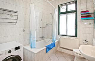 Gorgeous Apartment In Waren Müritz - 6