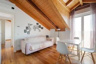 GuestHost- Milano Lambrate Cosy Balcony Apartment - Milan - 0