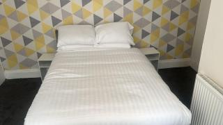 The Budget Hotel - Blackpool - 0
