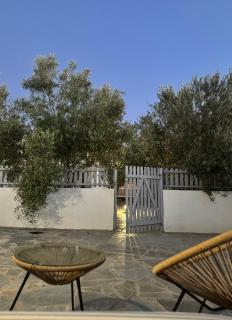 Giasemi Aegina, Modern House - 1