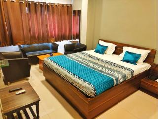 Hotel Dhruva-Solapur Pet friendly - Solapur - 9