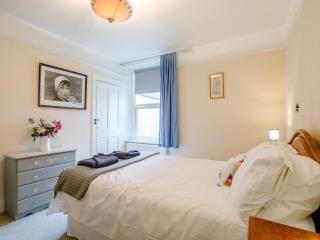 3 Bed in Brixham BX001 - Brixham - 3