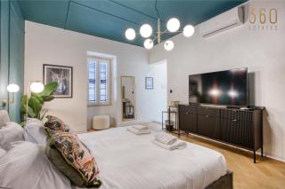 Deluxe Suite, King sized Bed, Harbour & Marina with AC by 360 Estates - Senglea - 2