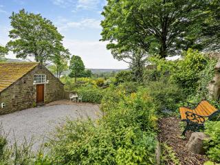1 Bed in Bradfield Dale PK417 - Sheffield - 0