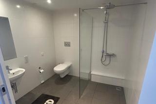City Center 1-Bed Studio Sleeps 2 with City Views - Liverpool - 7