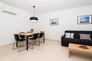 Premium Sea Side Marina Apartment by Locap Group - 9