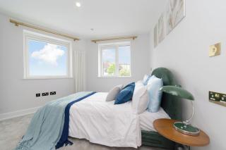 Modern 2 BR Garden Flat Easy Access to Wimbledon with WIFI and Parking - 5