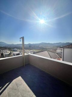 Vila kastrati - Sauk - 8