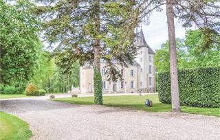 Awesome Home In Ardentes - 2