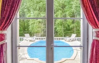 Awesome Home In Ardentes - 5