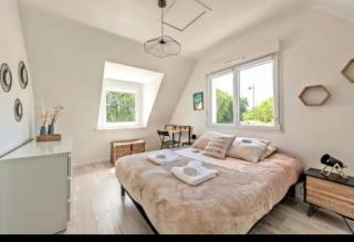 Family House Near Mousterlin Beaches - 4