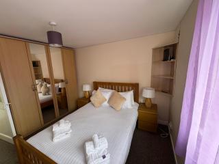 It is a spacious and beautiful home - 7