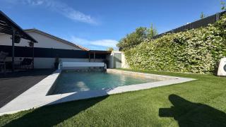 Villa Prestige Piscine, barbecue, Clim, Jardin top prosconciergerie - Cournonterral - 9