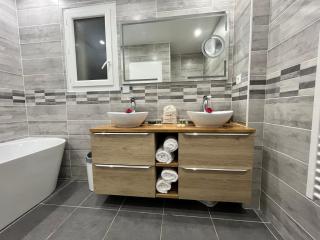 Villa Prestige Piscine, barbecue, Clim, Jardin top prosconciergerie - 3