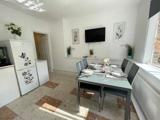 Earls Court 1BR with Lovely Garden View - Londra - 3