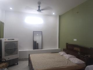 Tushar home stay 461 - Prayagraj - 0