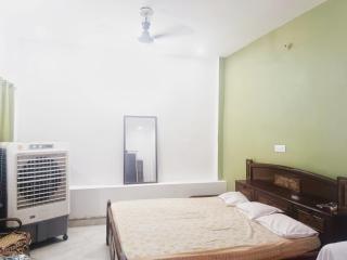 Tushar home stay 461 - Prayagraj - 2