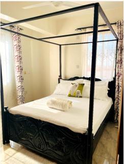 Penthouse Living Mombasa - 8