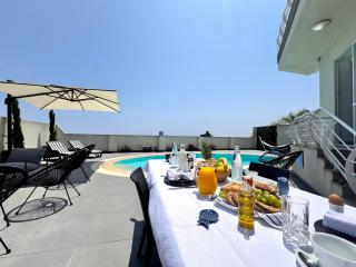 St Julians Hillside villa with Pool - Is-Swieqi - 1