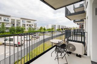Modern Flow Apartment by Bookinghost - Warsaw - 4