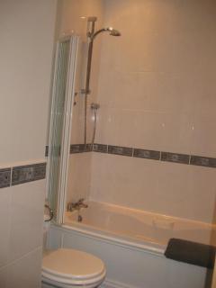 Howth village apartment - 6