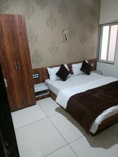 Hotel Shree Residency - - 5