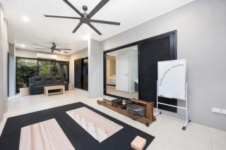 Spacious Family Retreat with Pool - - 5