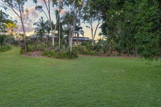 Spacious Family Retreat with Pool - - 4
