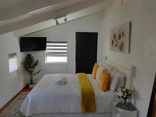 Cosy Top floor Studio Apartment - Weltevredenpark - 8