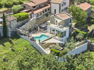 Residence Monte near Umag for 10 people with heated infinity pool, spa & play room - - 0