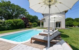 Stunning Home In San Giovanni In Marign - 3