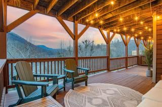 Mtn Views, HotTub, Sauna, Outdoor Theater, FirePit - 3