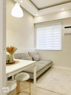 Lazy House Staycation - Manila - 9