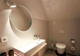 Wellness by Wil - Luxury Home with Jacuzzi & Sauna Near the Lake - Friedrichshafen - 4
