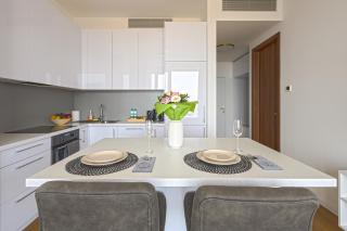 Skau White Residence in Sky Park 3 Tower 27 floor Panoramic View Free Parking - Bratislava - 7