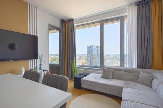 Skau White Residence in Sky Park 3 Tower 27 floor Panoramic View Free Parking - Bratislava - 5