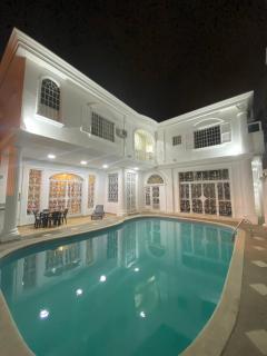 WHITE HOUSE - Guayaquil - 9