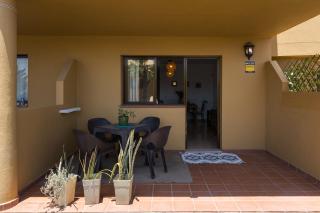 Home2Book Tranquil Oasis Apt, Pool & Terrace - 8