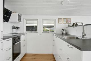 Newly Renovated Holiday Home With Aarhus Bay Views - Rønde - 5