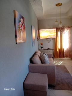 ATRO Travels#Phoenix Park Village#Jacuzzi#1 br#AC - Government Pen - 0
