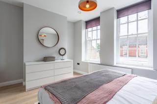 2BR Apartments in Southend near City Centre - Southend-on-Sea - 8