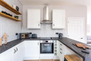 2BR Apartments in Southend near City Centre - Southend-on-Sea - 1