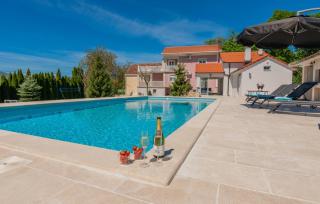Villa Katarina - Makarska by Villas Guide - Imotski - 0
