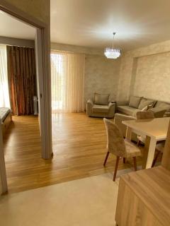 Green View Apartment Near Metro - 0
