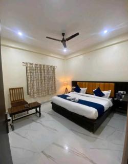 Hotel Nandan - 800 Metres Away From Ram Mandir Ayodhaya - Ayodhya - 0