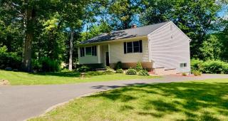 Country House - Waterbury - 0