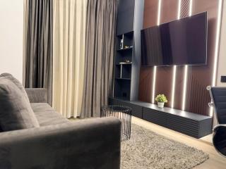 Stylish 2 Bedroom Apartment - 9