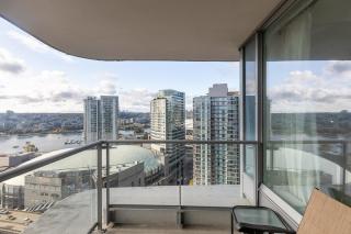Cityview Condo with Pool and Workspace near Rogers Arena for 7 - Vancouver - 5