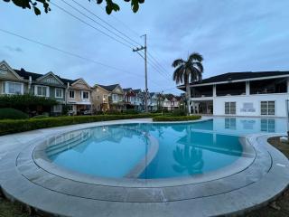 Pontefino Prime Townhouse Vibrant Blue 2-storey - Città di Batangas - 6