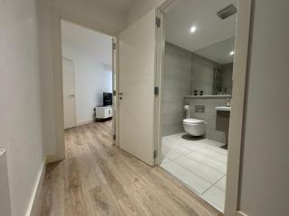 Business-Ready Studio Free Parking - NEC & Airport - Solihull - 6